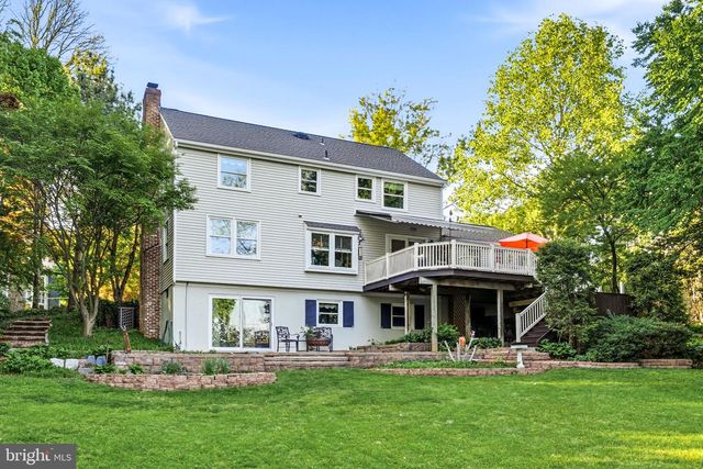 210 E MAIN ST, Moorestown, NJ 08057