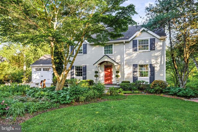 210 E MAIN ST, Moorestown, NJ 08057