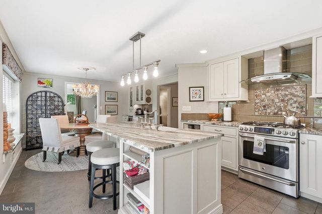 210 E MAIN ST, Moorestown, NJ 08057