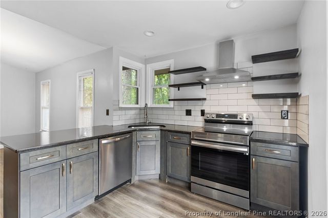 5572 Nix Road, Fayetteville, NC 28314