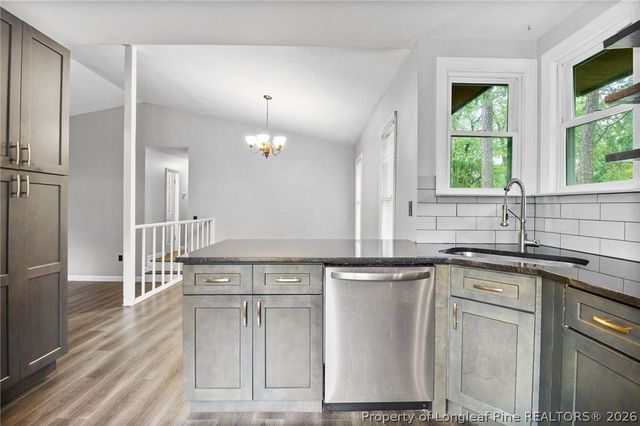5572 Nix Road, Fayetteville, NC 28314