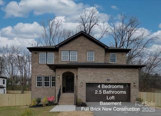 1304 Pleasant Plains Road, Matthews, NC 28105