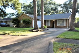 1911 Westlake Road, Houston, TX 77062