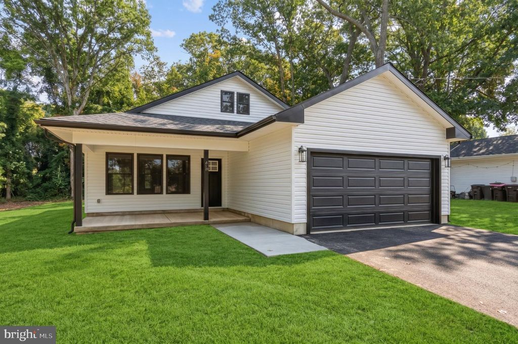 15 HILLTOP AVE, BLACKWOOD, NJ 08012 — exterior