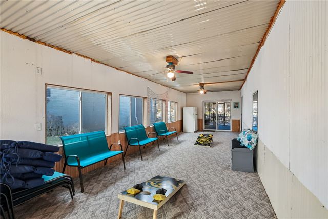 204 Eastside Lane, Montezuma, IA 50171