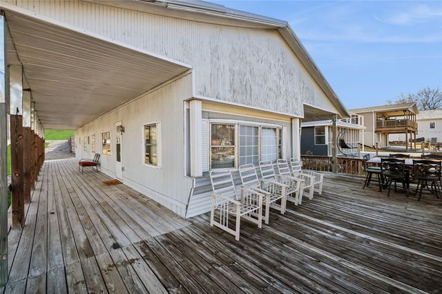 204 Eastside Lane, Montezuma, IA 50171