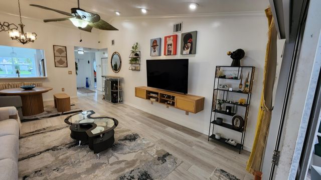 1101 SW 111th Terrace, Davie, FL 33324