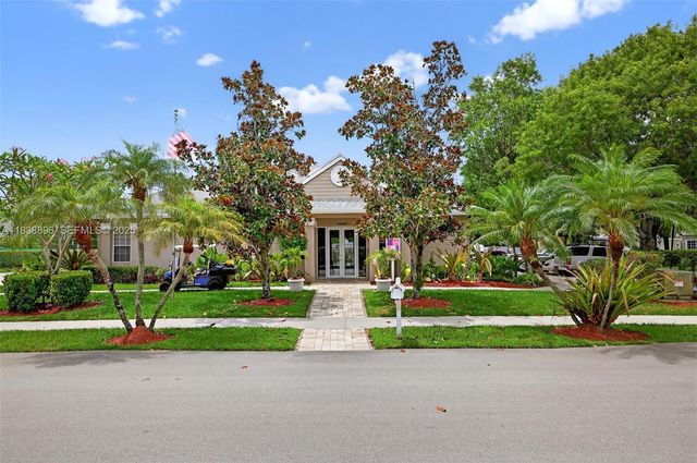 1101 SW 111th Terrace, Davie, FL 33324