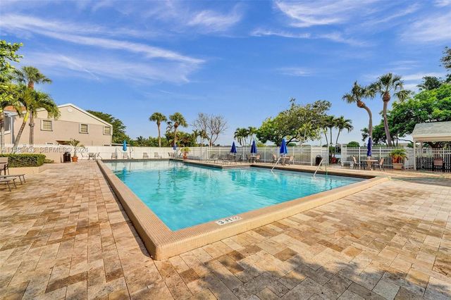 1101 SW 111th Terrace, Davie, FL 33324