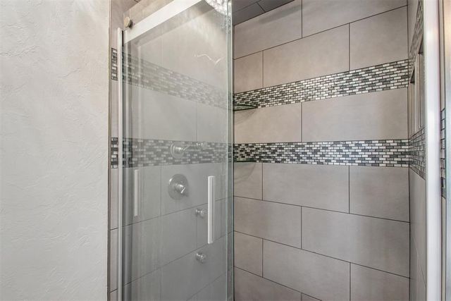 1402 Spoonwood Road, Norman, OK 73071
