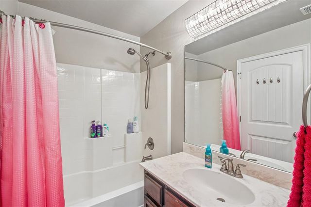 1402 Spoonwood Road, Norman, OK 73071