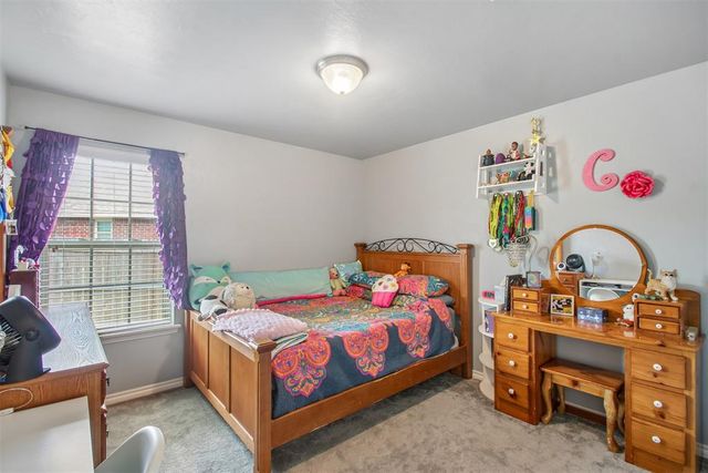 1402 Spoonwood Road, Norman, OK 73071