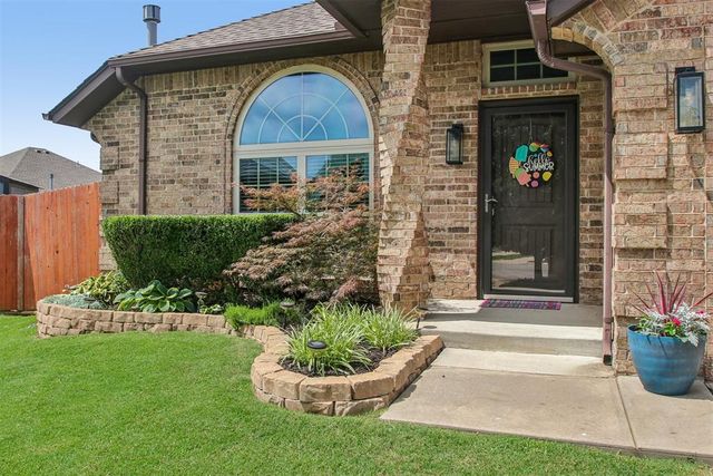 1402 Spoonwood Road, Norman, OK 73071
