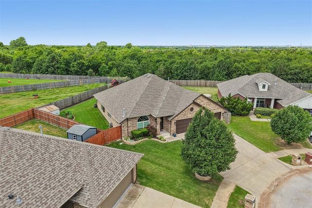 1402 Spoonwood Road, Norman, OK 73071