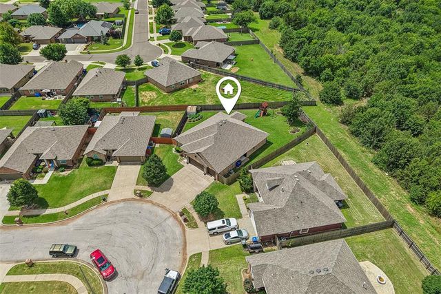 1402 Spoonwood Road, Norman, OK 73071