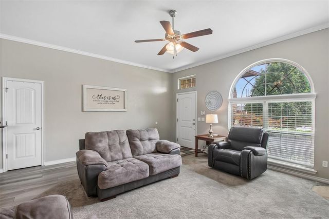 1402 Spoonwood Road, Norman, OK 73071