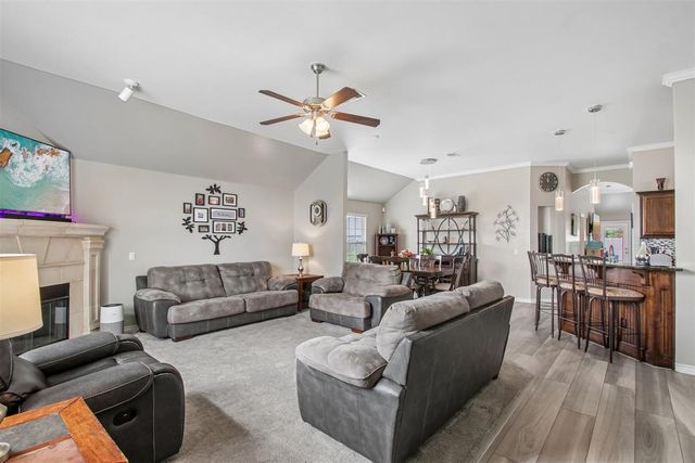 1402 Spoonwood Road, Norman, OK 73071