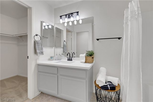 648 Moonlight Mesa Drive, Henderson, NV 89011