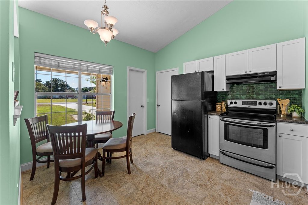 Image 15 of property listing at 103 Dogwood Circle, Rincon, GA 31326