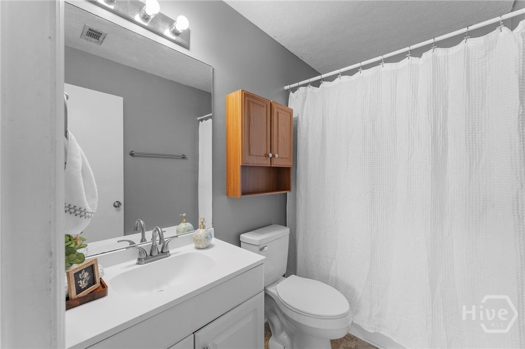 Image 19 of property listing at 103 Dogwood Circle, Rincon, GA 31326