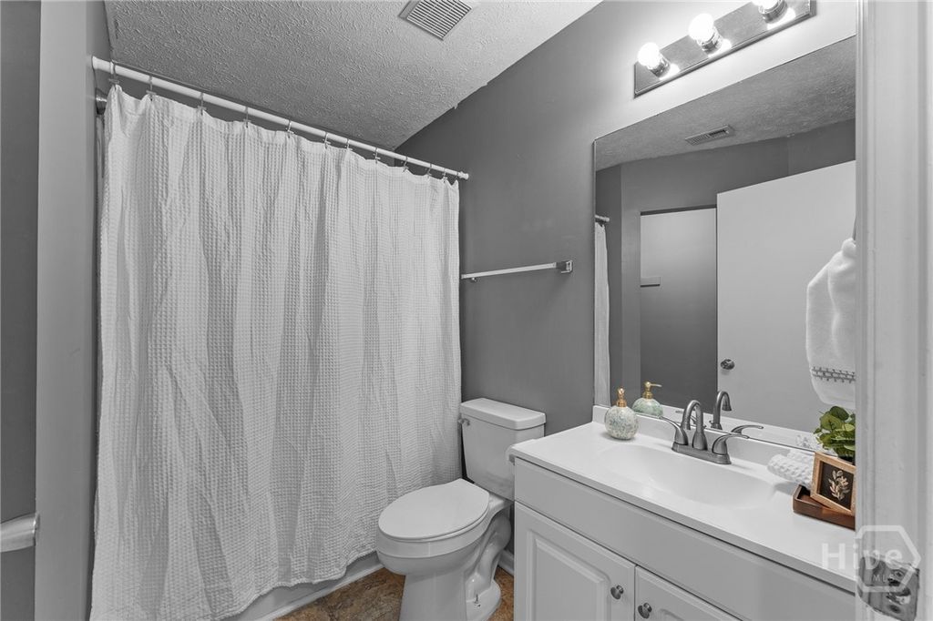 Image 24 of property listing at 103 Dogwood Circle, Rincon, GA 31326