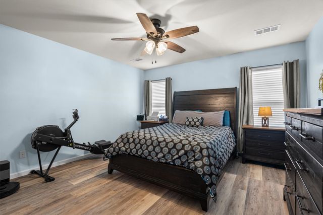 4006 Lakeview Drive, Sanger, TX 76266