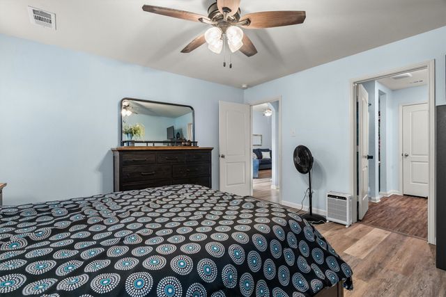 4006 Lakeview Drive, Sanger, TX 76266