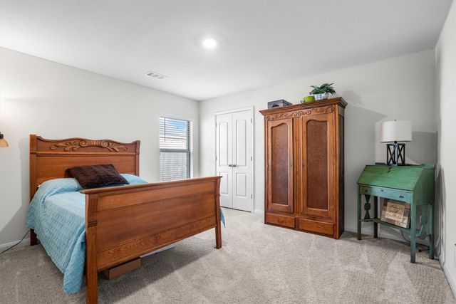 4006 Lakeview Drive, Sanger, TX 76266
