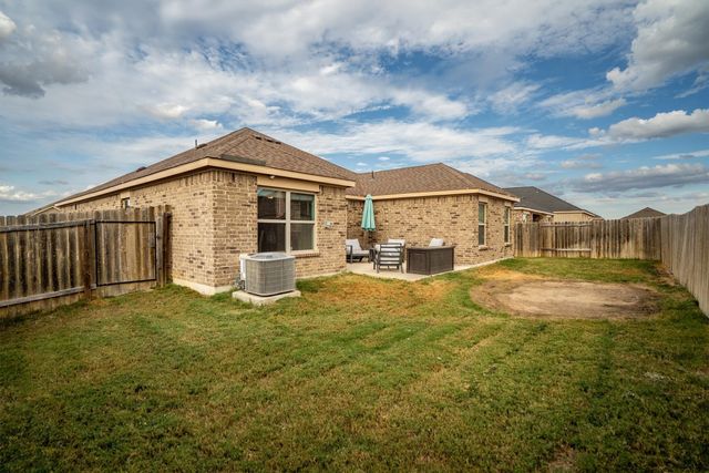 4006 Lakeview Drive, Sanger, TX 76266