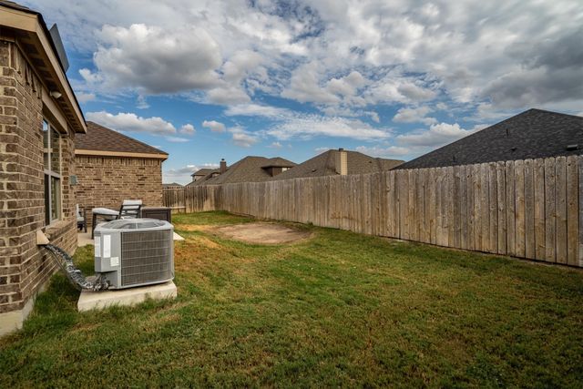 4006 Lakeview Drive, Sanger, TX 76266