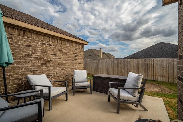 4006 Lakeview Drive, Sanger, TX 76266