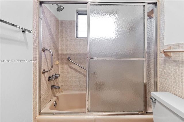 2200 Park Ln 109, Hollywood, FL 33021