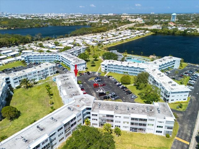 2200 Park Ln 109, Hollywood, FL 33021