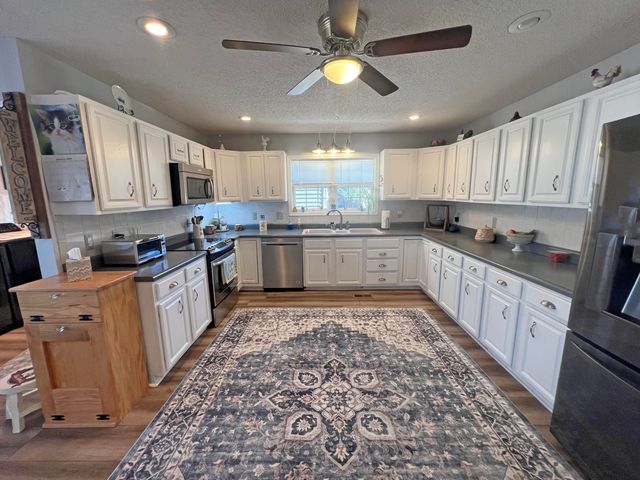 22 Ridge Lake Drive, Manning, SC 29102