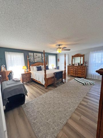 22 Ridge Lake Drive, Manning, SC 29102