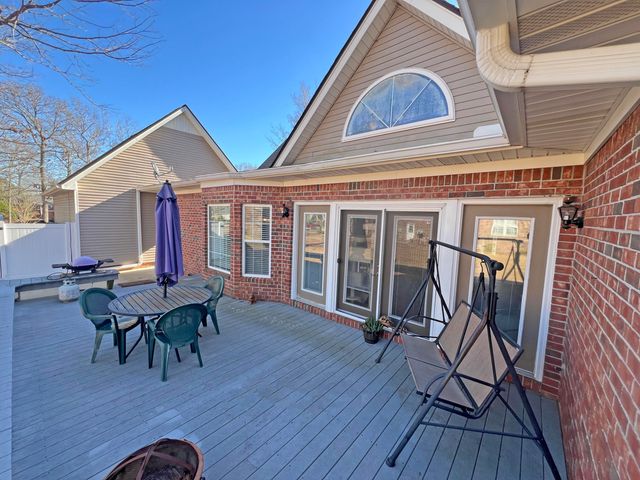 22 Ridge Lake Drive, Manning, SC 29102