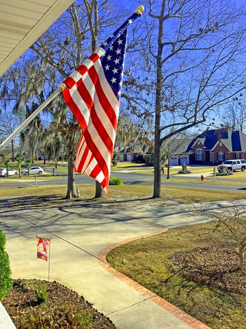 22 Ridge Lake Drive, Manning, SC 29102