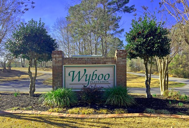 22 Ridge Lake Drive, Manning, SC 29102