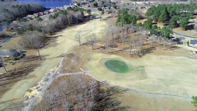 22 Ridge Lake Drive, Manning, SC 29102