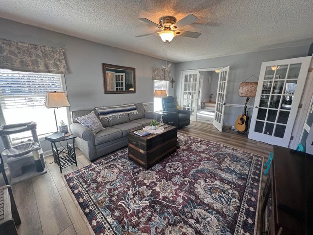 22 Ridge Lake Drive, Manning, SC 29102