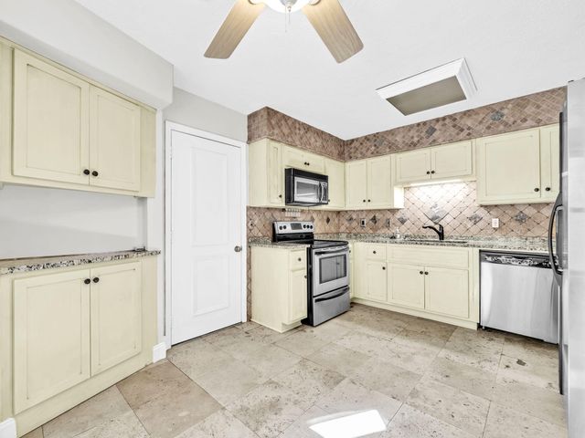 258 KIDD Street, Fort Walton Beach, FL 32548