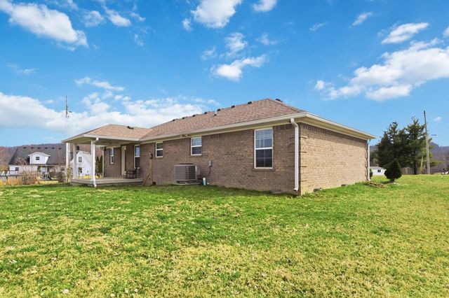 110 Fentress Spur Rd, Berea, KY 40403