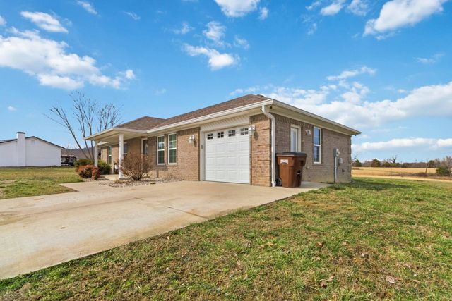 110 Fentress Spur Rd, Berea, KY 40403