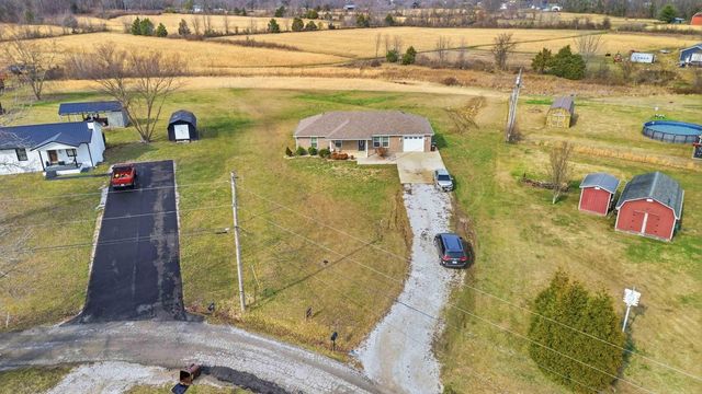 110 Fentress Spur Rd, Berea, KY 40403