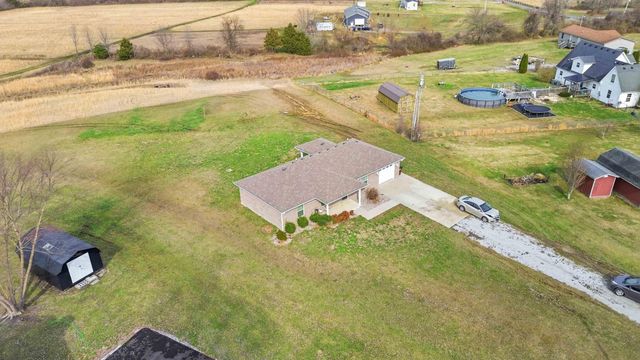 110 Fentress Spur Rd, Berea, KY 40403