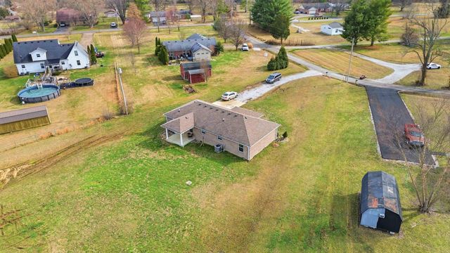 110 Fentress Spur Rd, Berea, KY 40403