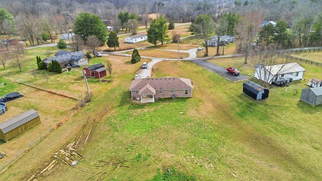 110 Fentress Spur Rd, Berea, KY 40403