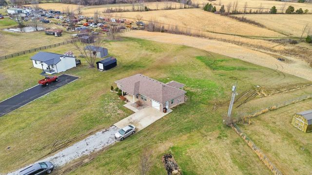 110 Fentress Spur Rd, Berea, KY 40403