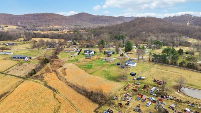 110 Fentress Spur Rd, Berea, KY 40403