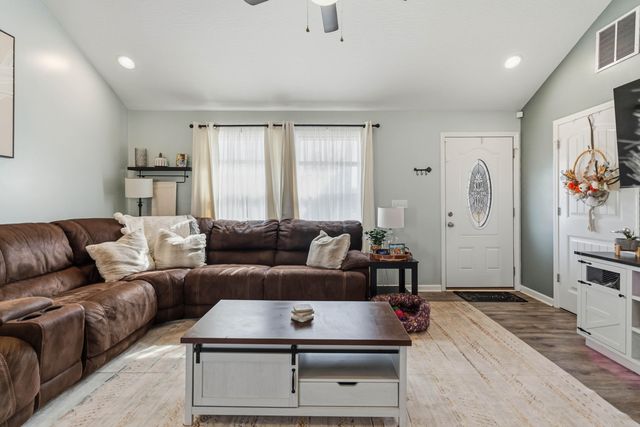 110 Fentress Spur Rd, Berea, KY 40403